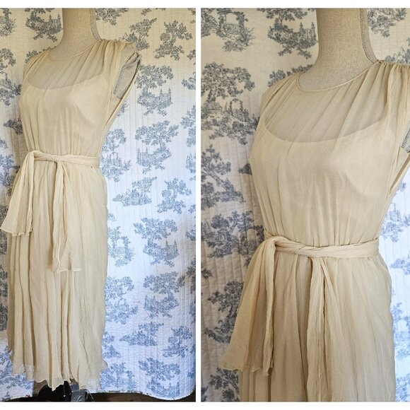 Vintage Dresses & Skirts - Size XS to S Vintage 1950s Victoria Royal Beige Silk Dress